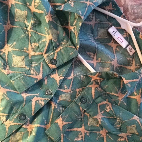 Blouse 3/4 Sleeve Button Down - Picture 4 of 5